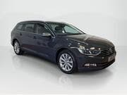 Volkswagen Passat - Image 1