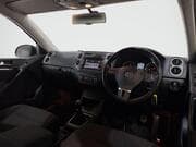 Volkswagen Tiguan - Image 4