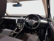 Volkswagen Passat - Image 4
