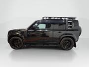 Land Rover Defender 110 - Image 2